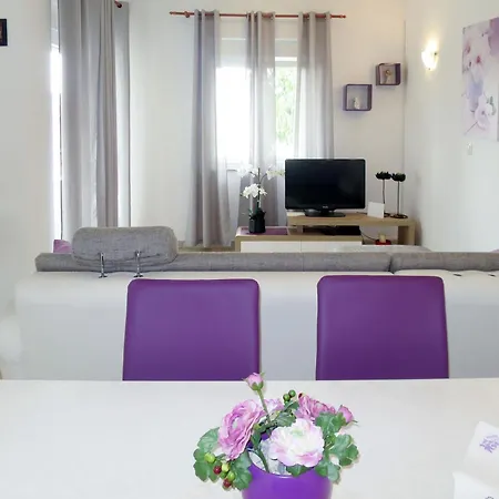 Lavanda By Interhome Nyaraló